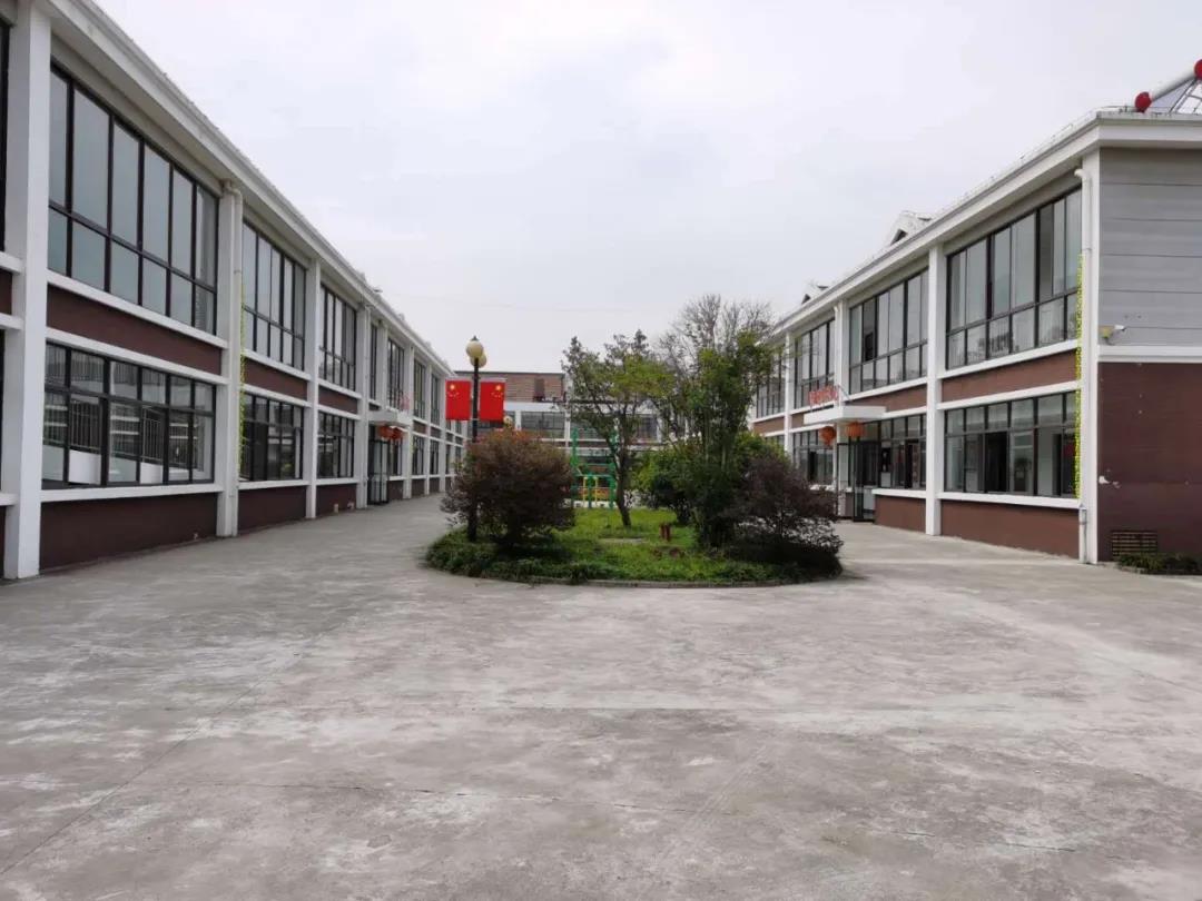 福康·乐寿园学雷锋义工站走进如皋吴窑福康颐养中间开展自愿服务运动